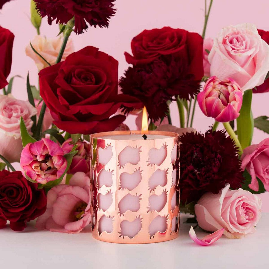 Bougie de massage naturelle roses par HIGH ON LOVE