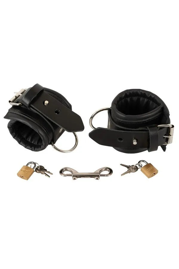 Lockable black leather handcuffs